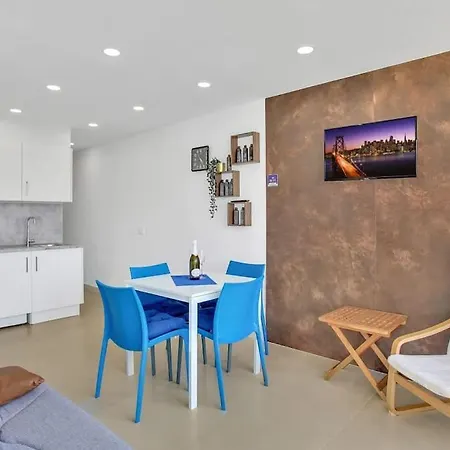 Apartment In Torres Del Sol Griffin Near The