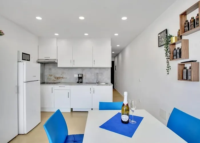 In Torres Del Sol Griffin Near The Apartamento