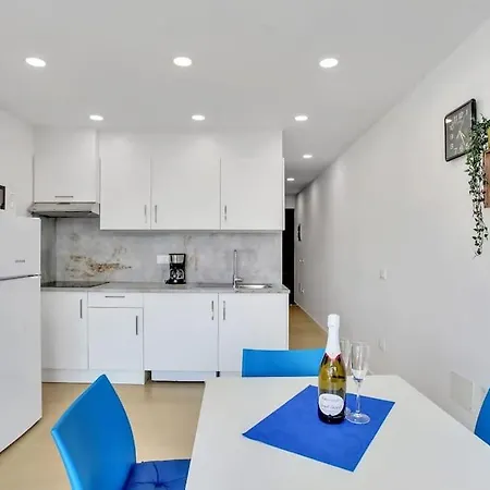 In Torres Del Sol Griffin Near The דירה