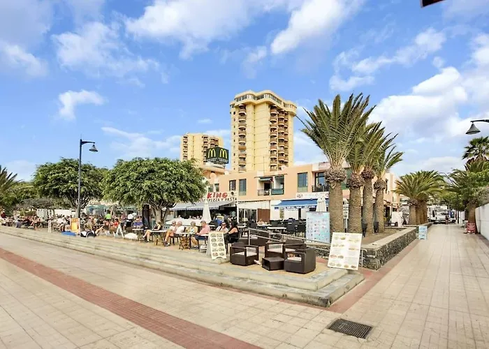 In Torres Del Sol Griffin Near The Appartement *