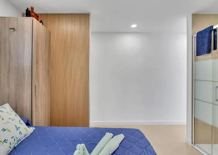 In Torres Del Sol Griffin Near The شقة *