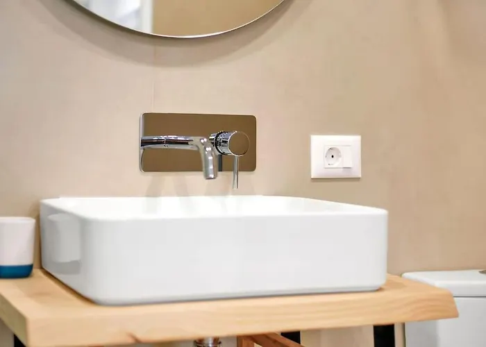 In Torres Del Sol Griffin Near The 公寓